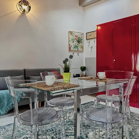 Charming Near Station! Apartment