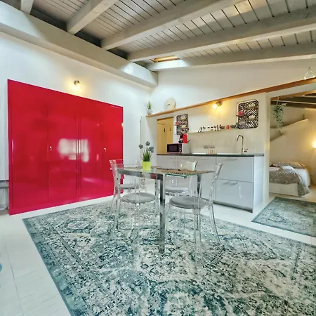 Apartment Charming Near Station! Vicenza