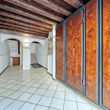 Charming Near Station! Apartment Vicenza